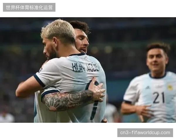德保罗的远距离传球和二次进攻组织，为阿根廷队提供了更丰富的间接任意球套路